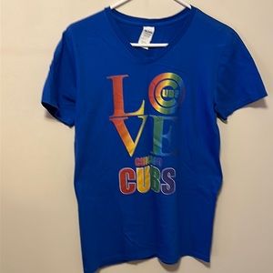 Men’s Chicago Cubs gay pride t-shirt